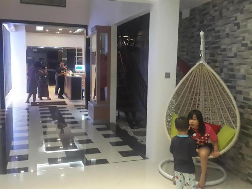 Treeli Boutique Hotel Bukittinggi Bagian luar foto